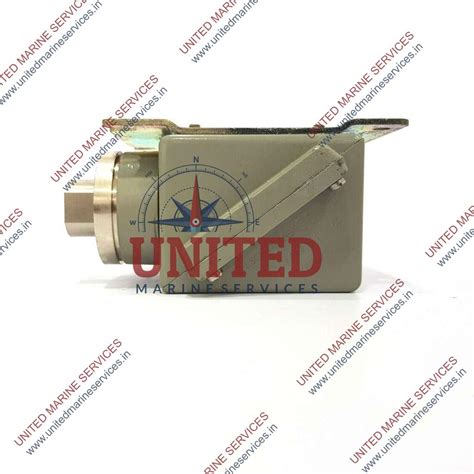 DANFOSS KPS-45 PRESSURE CONTROL SWITCH 060-3120 054 | United Marine ...