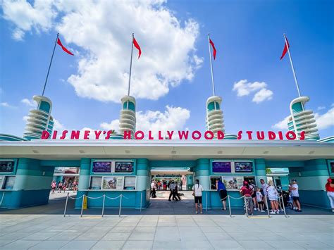 5 Best Quick Service Dining Locations at Hollywood Studios - DVC Shop