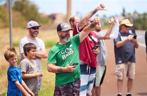 Biden recalls kitchen fire in attempt to console Maui wildfire survivors