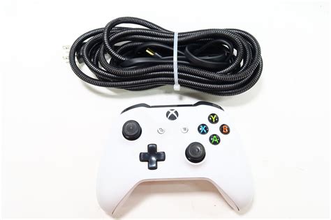 Microsoft Xbox Series X RRT-00001 4K 1TB Video Game System