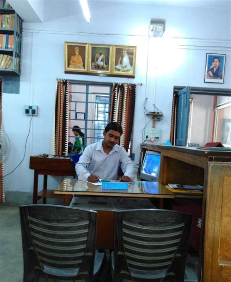 Library - Staffs | Nistarini College Library
