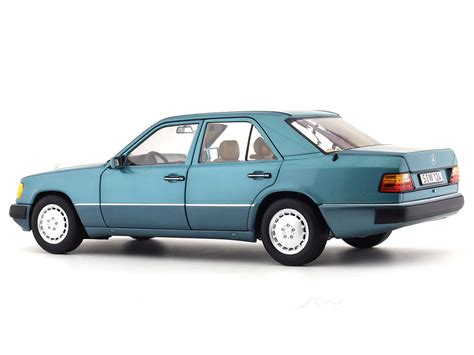 1989-93 Mercedes-Benz 230E W124 blue 1:18 Norev diecast scale model car ...