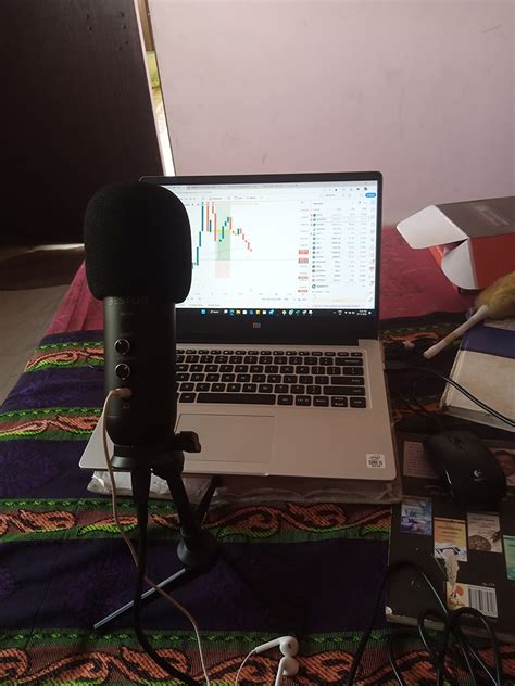 BESTOR® USB Condenser Gaming Microphone with RGB Lighting, Adjustable ...