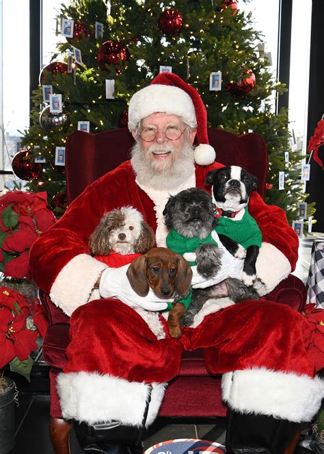 Santa’s Coming to a Fred Beans Dealership near you starting Nov. 29