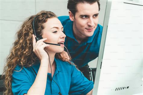 Images Customer Service 的图像结果