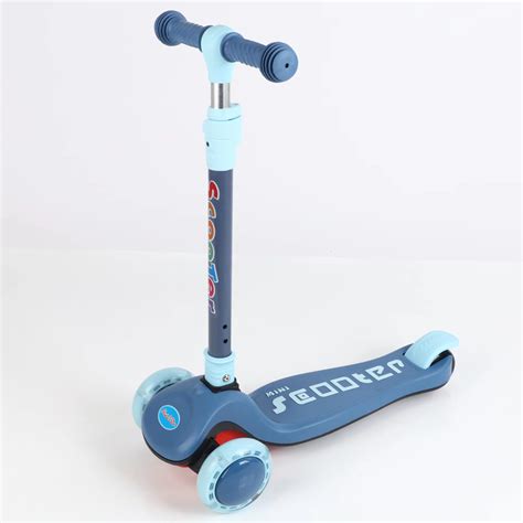 3 Wheel Childs Scooter