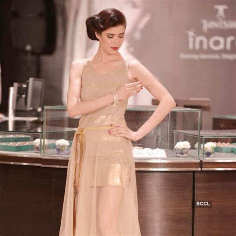 Sucheta Sharma walks the ramp to showcase a creation by jewellery brand ...