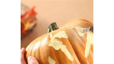 Pumpkin Carving Halloween Spirit to Your Home | Dremel