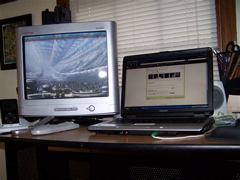 Split Screen Computer Monitor 的图像结果