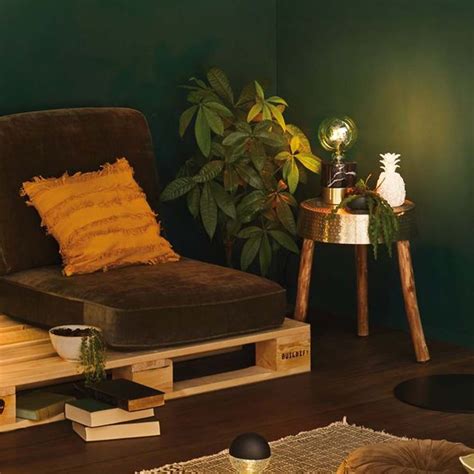 Table lamp from the Vala collection. Paulmann