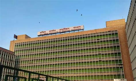 Survey ranks 62 best medical colleges in India for 2026, AIIMS New ...