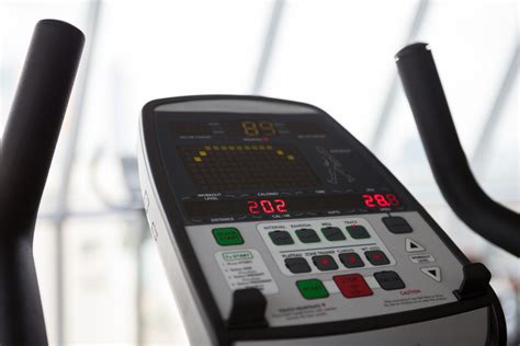 Elliptical Machine vs. Stepper/ StairMaster: Which One Is Best?