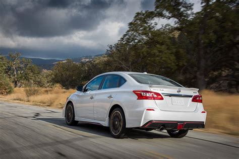 2018 Nissan Sentra NISMO Image. Photo 28 of 61
