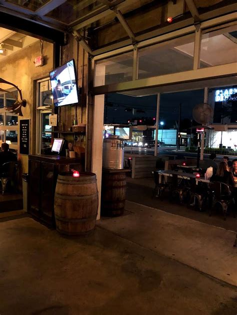 Eight Row Flint - 1039 Yale St, Houston, TX 77008 - Hours, Directions, Reviews