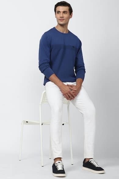 Buy Men Blue Solid Round Crew Neck Sweater Online - 776227 | Peter England
