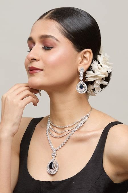 Chaotiq By Arti | Designer Earrings, Jewellery Sets, Bangles Online