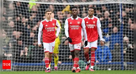 Premier League leaders Arsenal beaten 1-0 by Everton | Football News ...