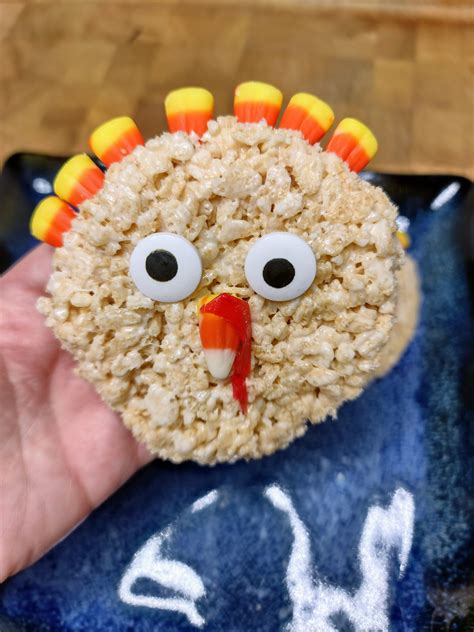 Turkey Rice Krispie Treats | Party Planning
