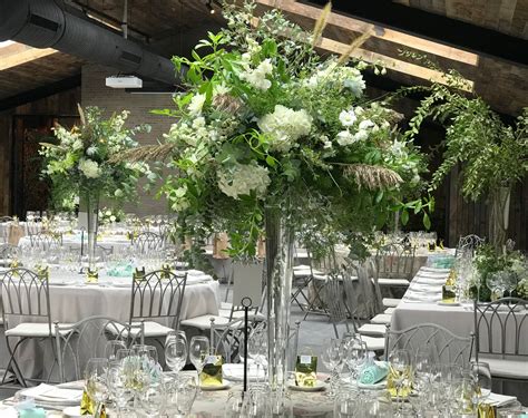 4 ideas de centros de mesa con flores para bodas