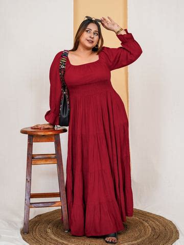 Women's Plus Size Maroon Square Neck Solid Maxi Dress