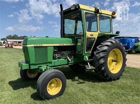 John Deere 2840 Tractors - Row Crop (+100hp) - John Deere MachineFinder