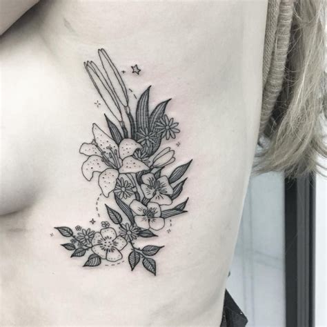 2,126 Likes, 5 Comments - Emily Malice (@emilymalice) on Instagram: “Crescent of elegance for ...