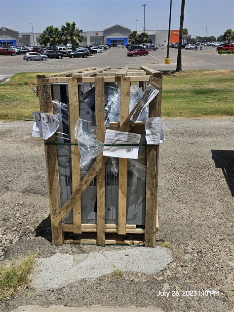 They just dumped a new makeline at out back door : r/Dominos