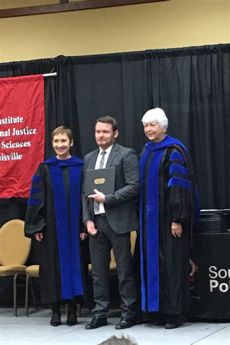 SCMPD Captain Completes Southern Police Institute - SAVANNAH POLICE