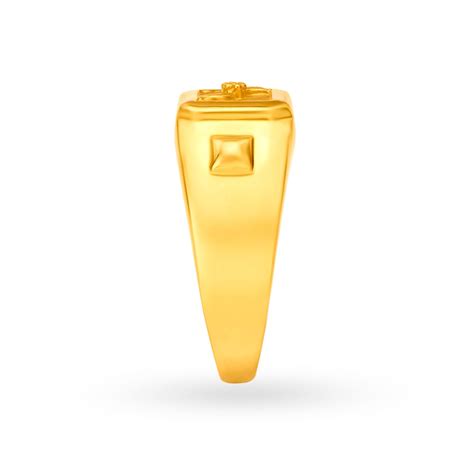 Stunning 22 Karat Yellow Gold Floral Engraved Finger Ring