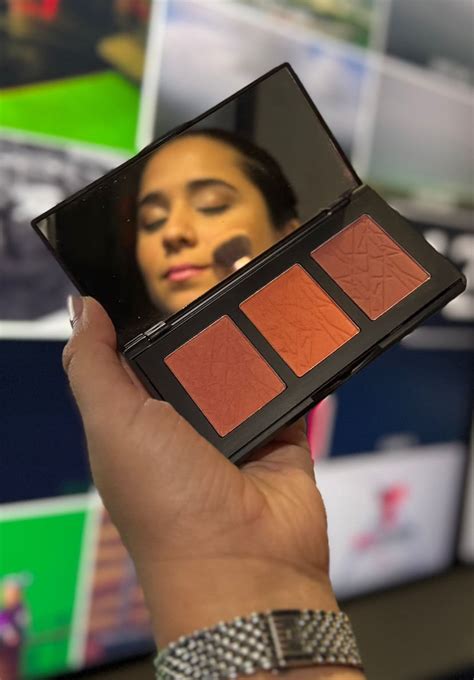 Wilenie Sepúlveda lanza su línea de maquillaje “Camera Ready” - El ...