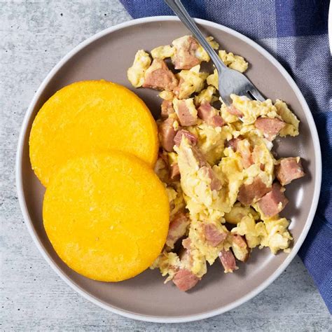 Scrambled Eggs With Ham