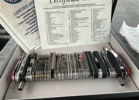 Wenger Swiss Army Knife Giant