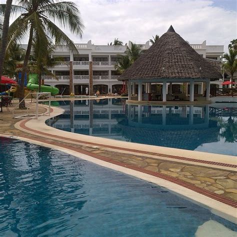 𝗧𝗛𝗘 𝟭𝟬 𝗕𝗘𝗦𝗧 Hotels in Kenya of 2023 (with Prices)