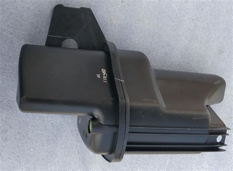 GN1Z9B659G Air Cleaner Tube Ecosports – CarTrends