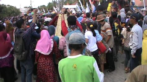 Image result for Java Ethnic Book