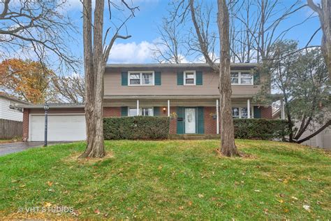 3433 Woodridge Drive, Woodridge, IL 60517 - MLS# 12200914 - Coldwell Banker