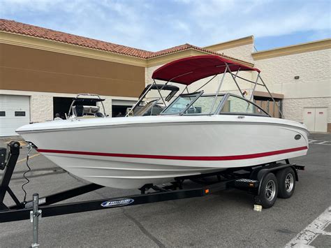 2017 Cobalt 220S Lake Elsinore, California - Inland Boat Center