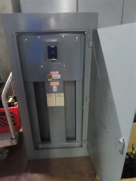 SQUARE D PANELBOARD NH1A 58296-4D 100A 277/480V 3PH 4W 1YEAR WARRANTY ...