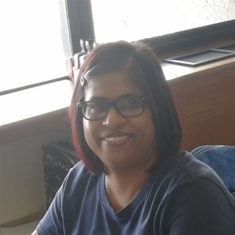 Veni - English teacher - ₹1196/h