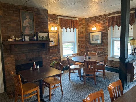 THE TIN LIZZY, Latrobe - Restaurant Reviews, Phone Number & Photos ...