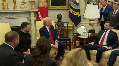 Trump's wink at reporter, poised index finger: Body language expert ...