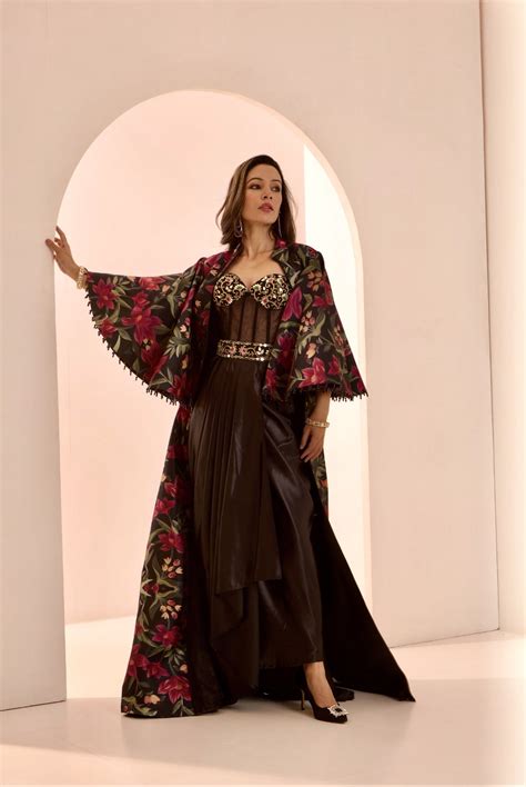 Zor Jacket and Gown Set – RASHIKA SHARMA