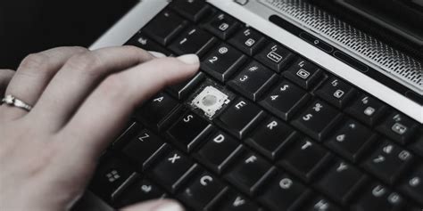 How to Fix a Computer Key 的图像结果