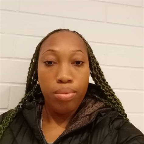 SANDRA - English teacher - ₹1512/h