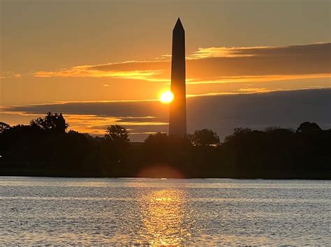 D.C.-area forecast: Sun-filled today, but a return of clouds and showers Sunday - The Washington ...