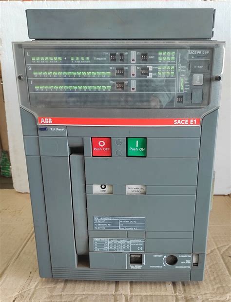 ABB Sace E1B 08 Circuit Breaker With ABB Sace PR121/P Solid State Prog ...