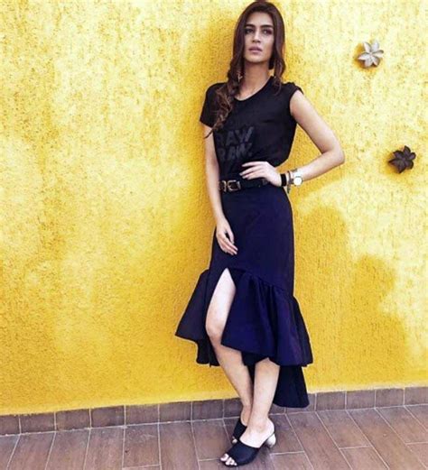 Kriti Sanon's attire will make you question her 'raabta' with fashion ...