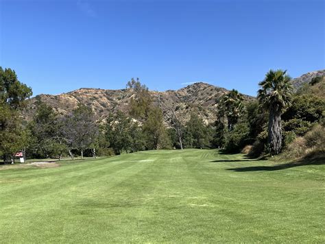 Just played DeBell for the first time : r/golf