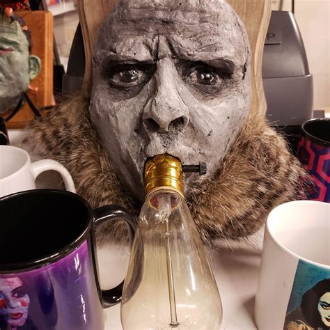 Uncle Fester Light Bulb 的图像结果