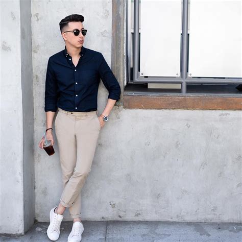 Mens Beige Pants Outfit at Johnathan Olivar blog